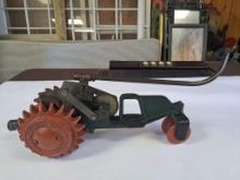 VANCOUVER RARE LAWN SPRINKLER, GEAR DRIVEN, IN WORKING CONDITION