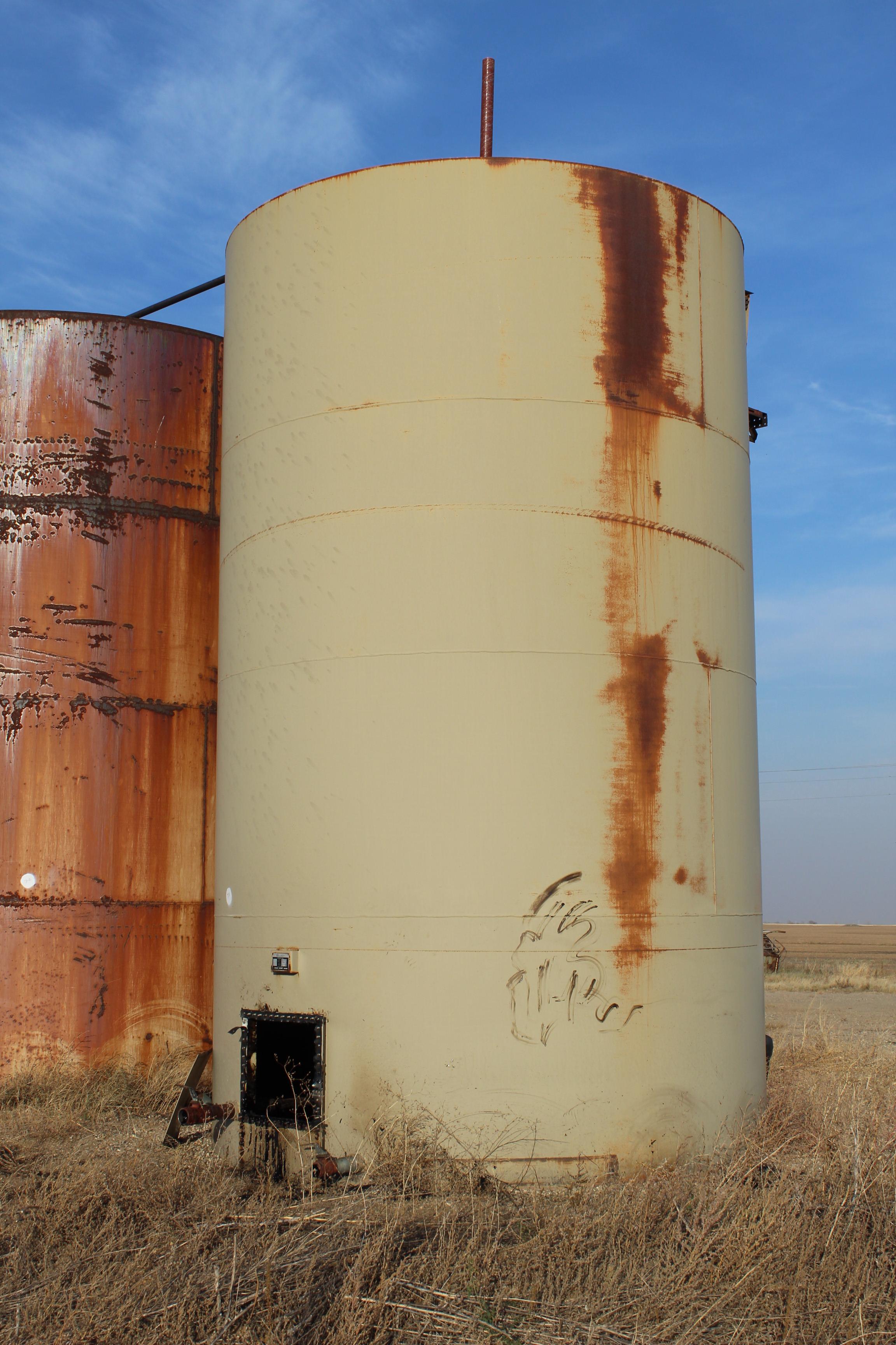 400-Bbl Upright Steel Tank