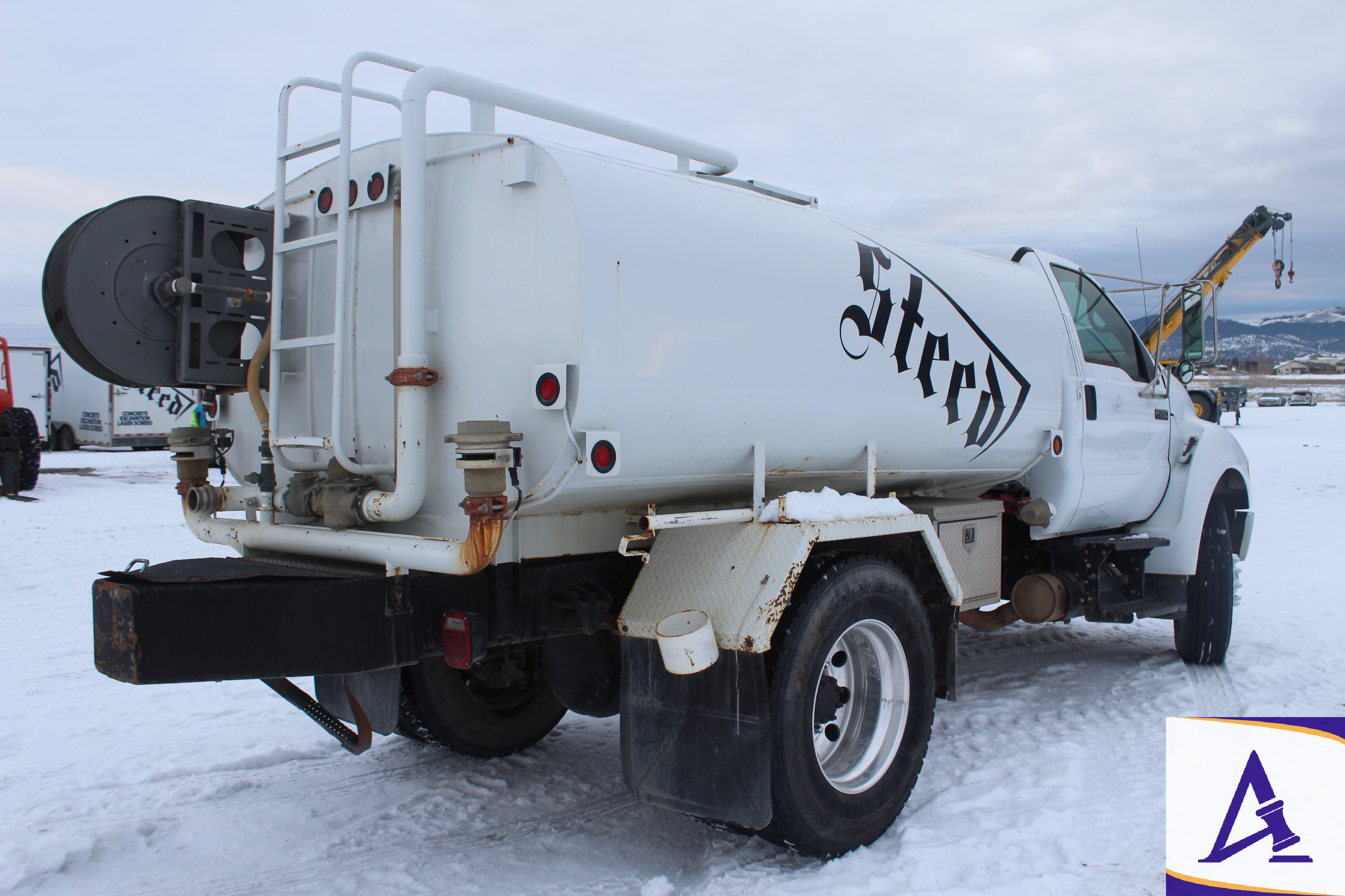 2009 Ford F750 Super Duty XL Water Truck Less than 13,000 Miles!