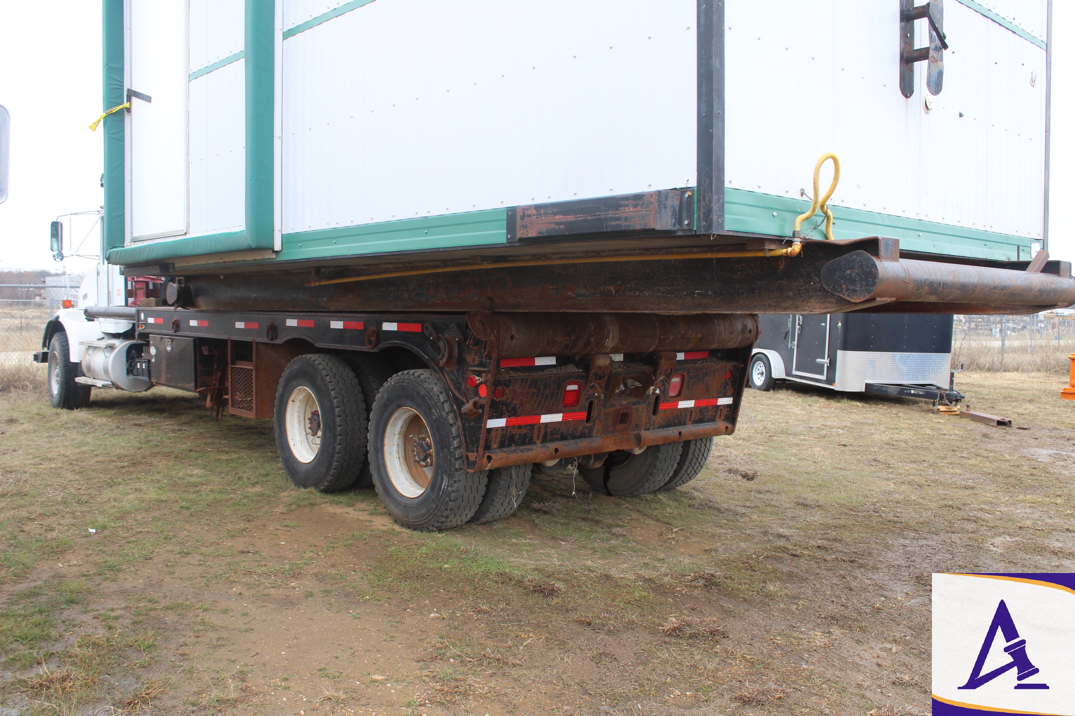 Kenworth T800 T/A Gin Pole Truck, Tulsa 100,000# Winch, 20' Poles