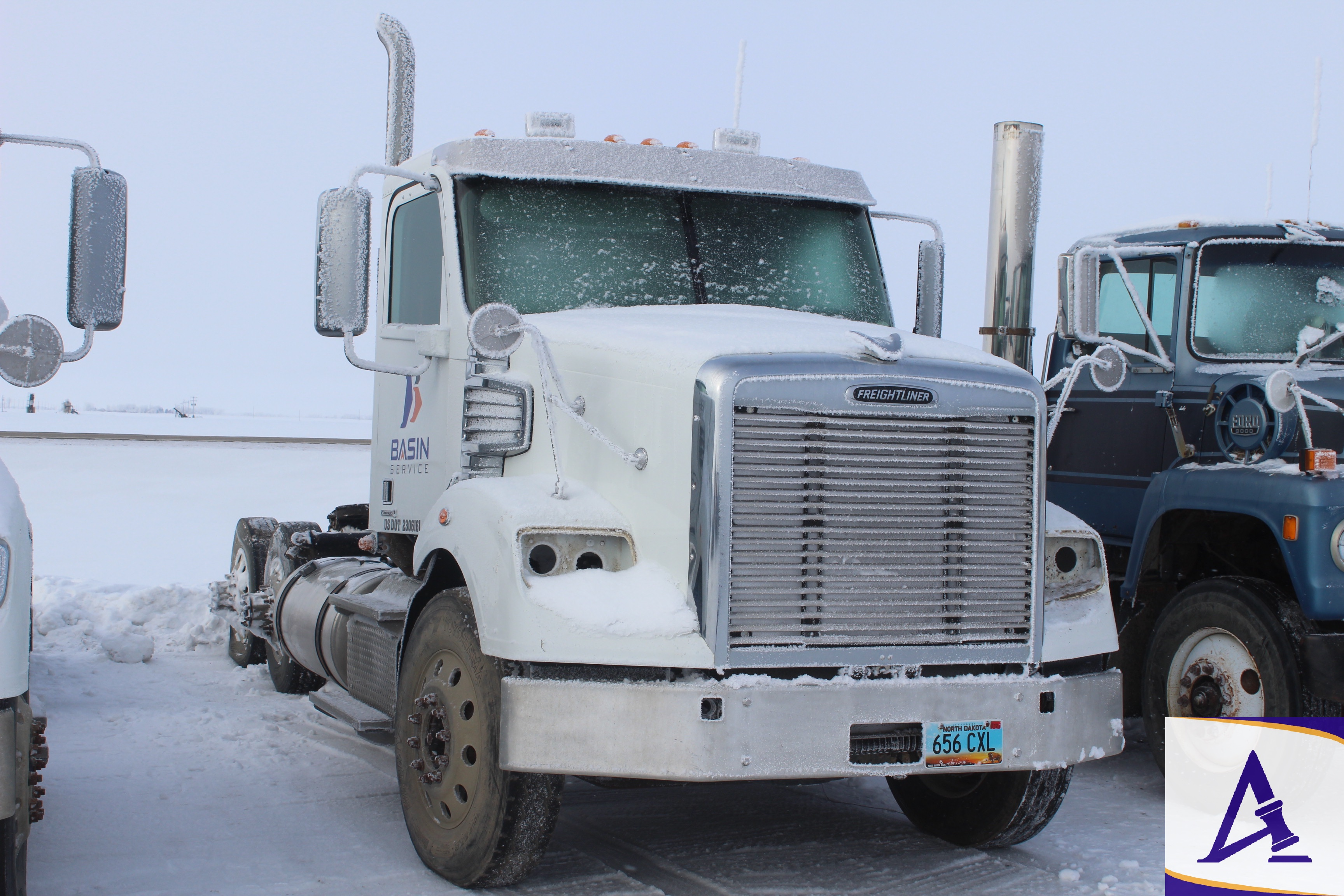 2013 Freightliner Coronado T/A Hual Truck - Detroit DD13 Diesel Eaton Fuller FR-15210B Transmission