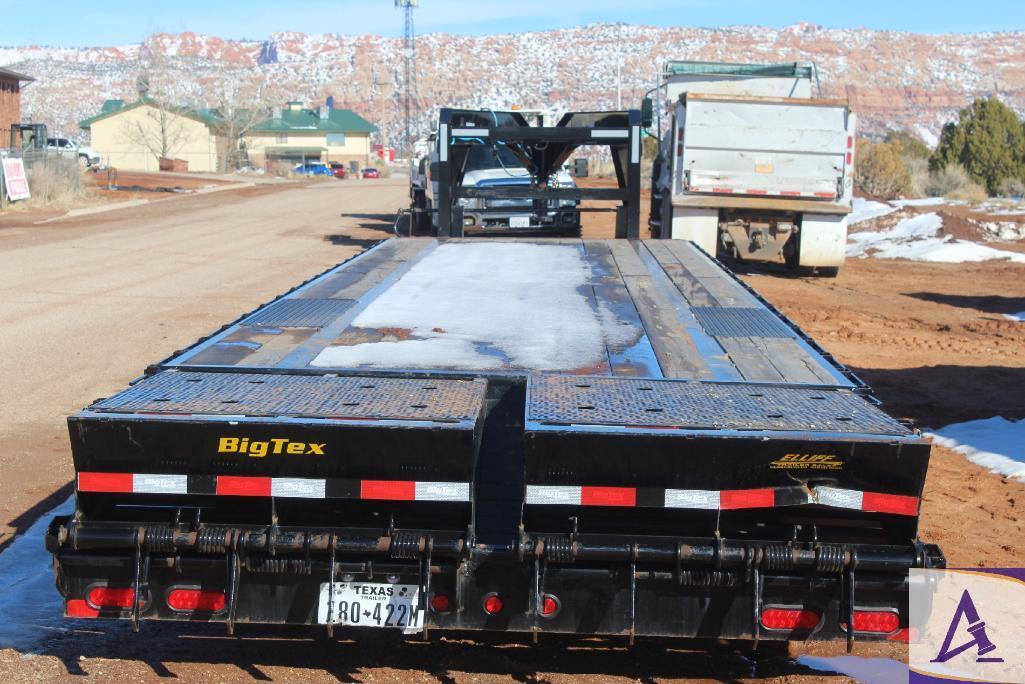 2021 BigTex 16GN-35BK Gooseneck Trailer