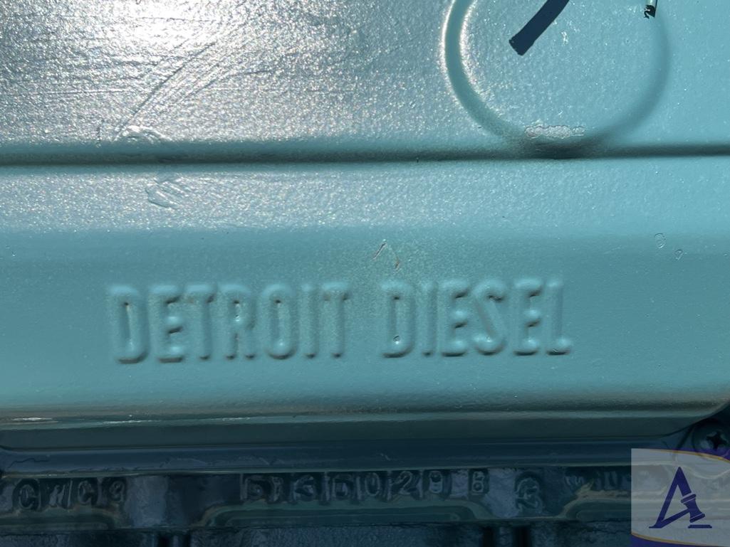 GM/Detroit 6-cyl. Diesel Engine with Spicer Transmission
