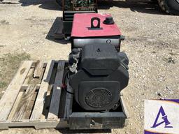 Lincoln Electric Ranger 8 AC/DC Welding Machine