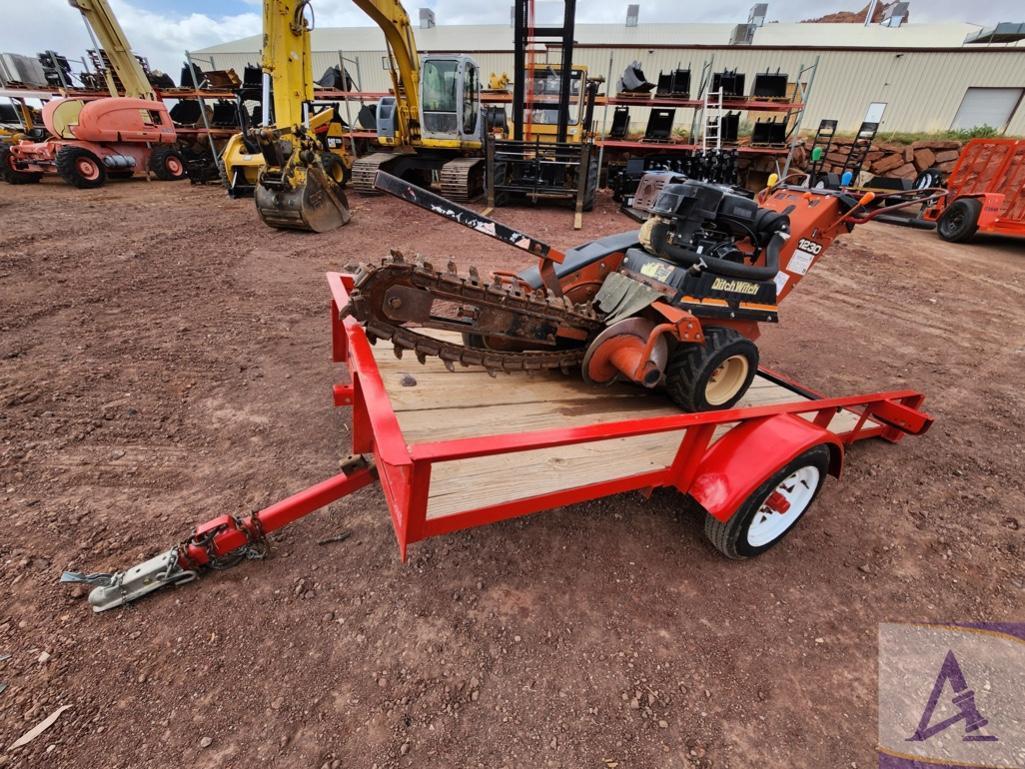 2004 Ditch Witch Trencher