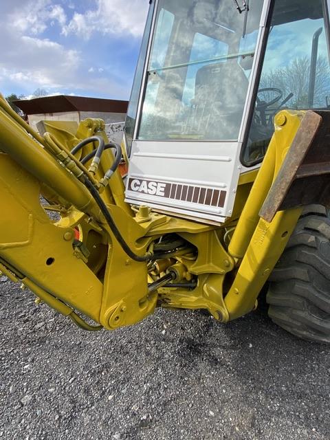 Case 580E Backhoe