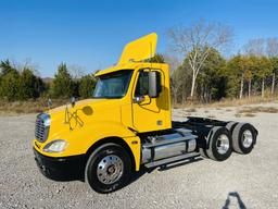 2005 FREIGHTLINER Columbia T/A Truck Tractor