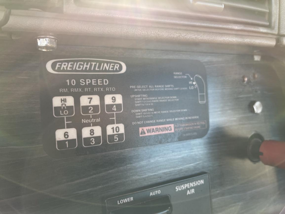 2005 FREIGHTLINER Columbia T/A Truck Tractor