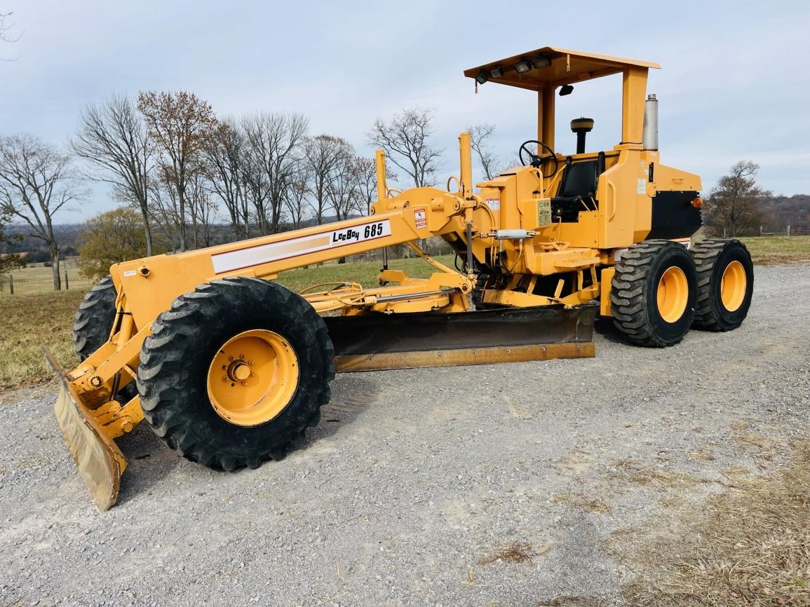 1999 LeeBoy 685 Motor Grader