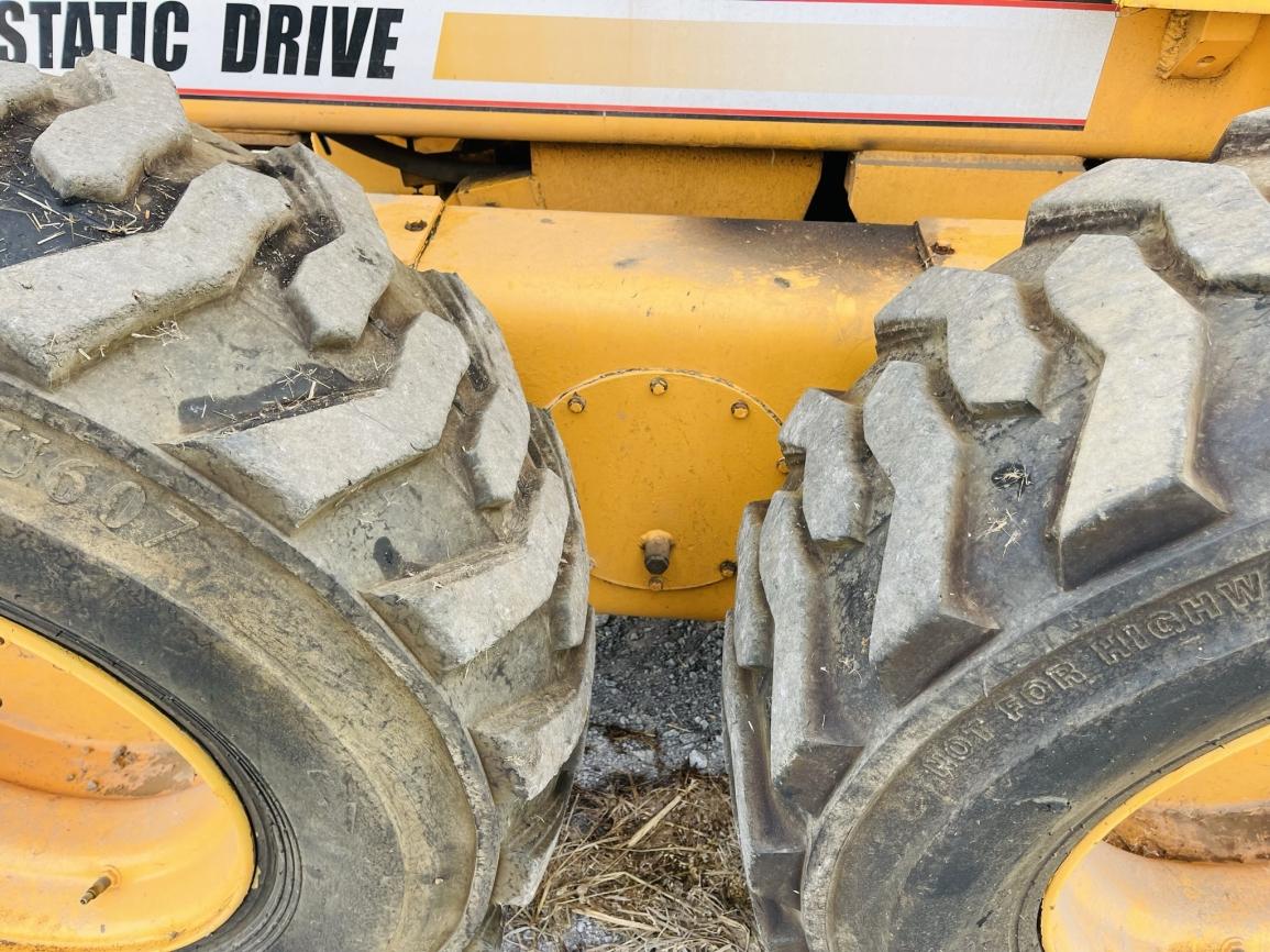 1999 LeeBoy 685 Motor Grader