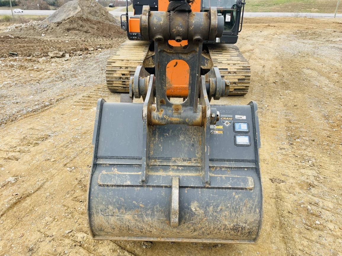 2022 Doosan DX225LC-5  Hydraulic Excavator