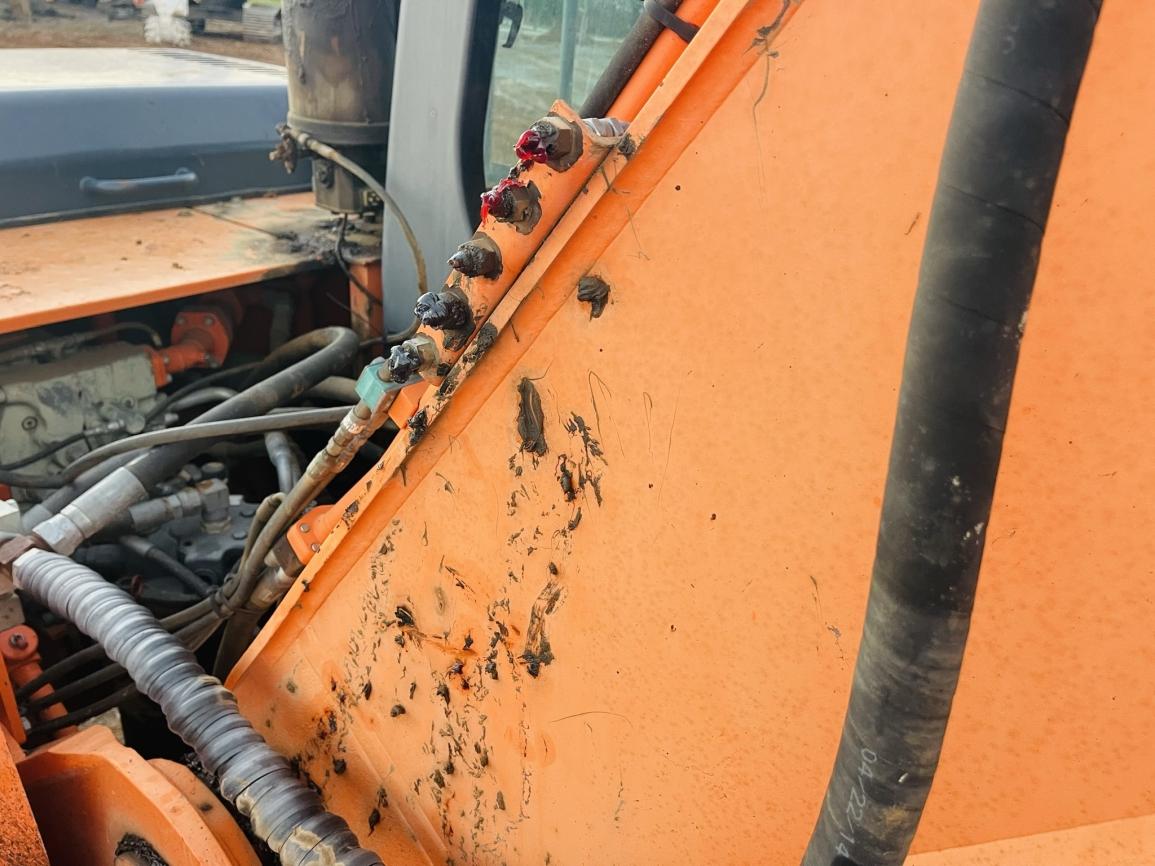 2014 Doosan DX225LC-3 Hydraulic Excavator