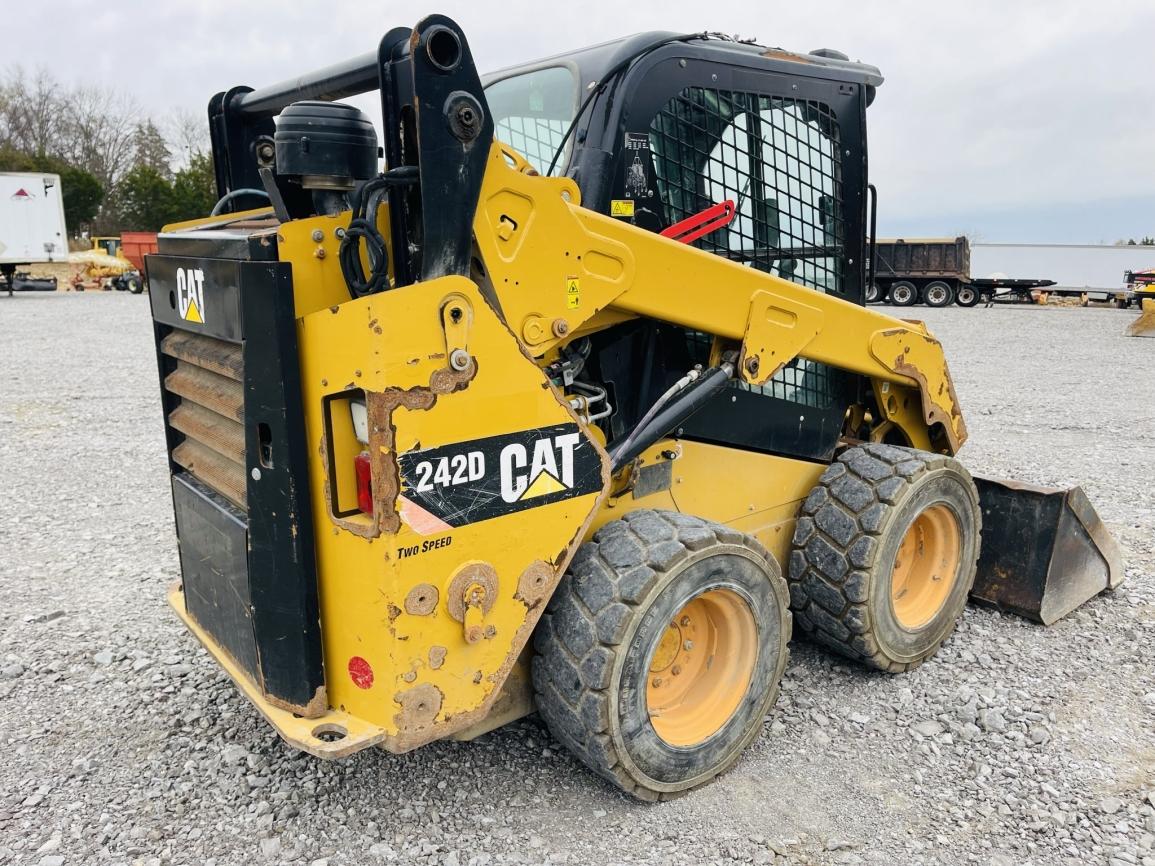 2014 CAT 242D Skid Steer