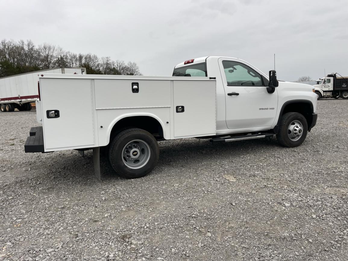 2022 CHEVROLET Silverado 3500 HD Service Truck