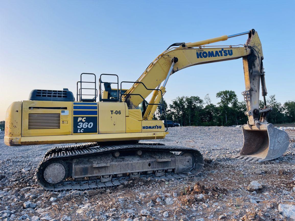 2017 Komatsu PC360LC-11 Hydraulic Excavator