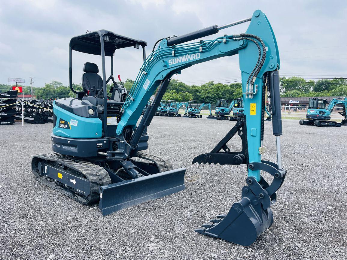 UNUSED 2022  Sunward SWE25UF  Mini Excavator