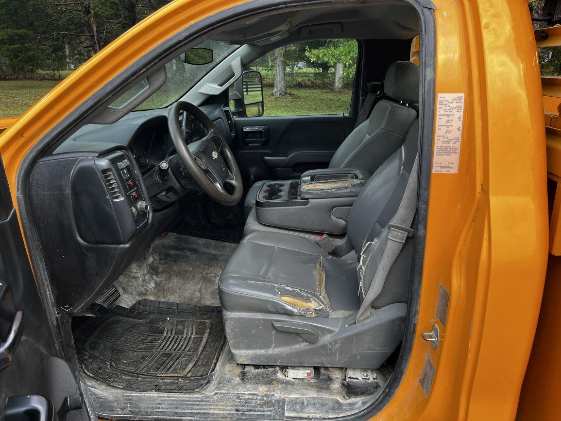 2015 CHEVROLET Silverado 3500HD S/A Service Truck