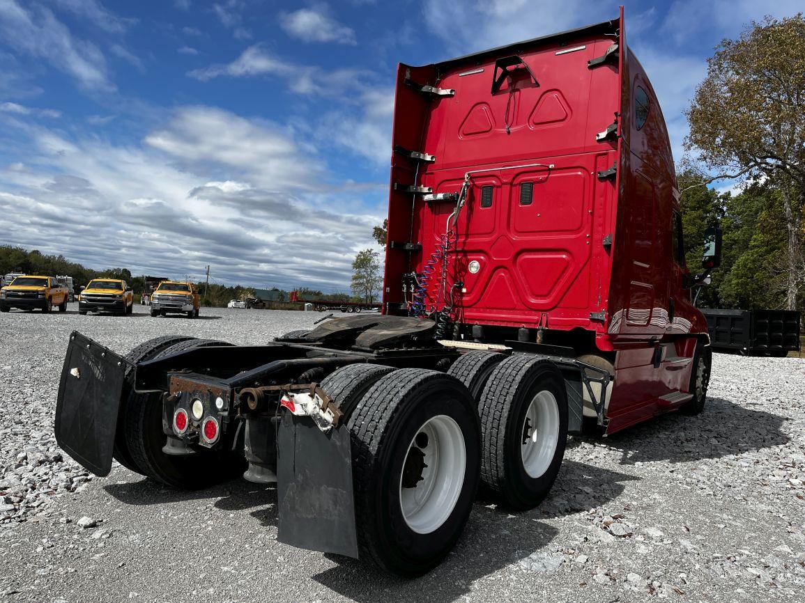 2015 FREIGHTLINER Cascadia Evolution  T/A Truck Tractor