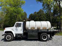 1981 INTERNATIONAL 1854 S/A Water Truck