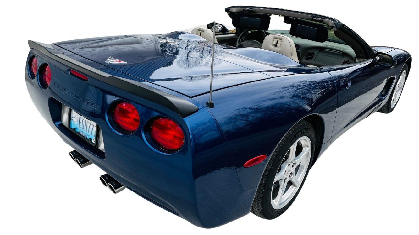 2004 CHEVROLET Corvette Convertible