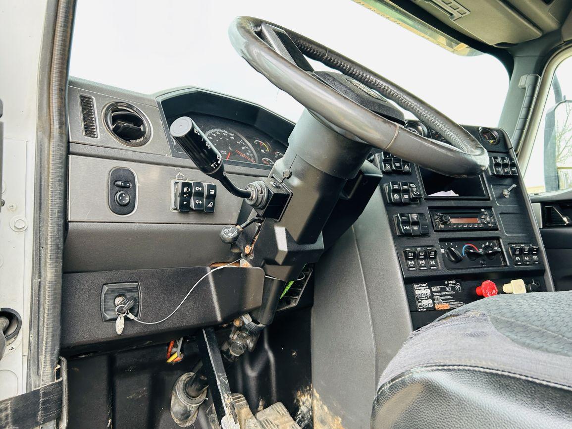 2012 CATERPILLAR CT660 T/A Truck Tractor