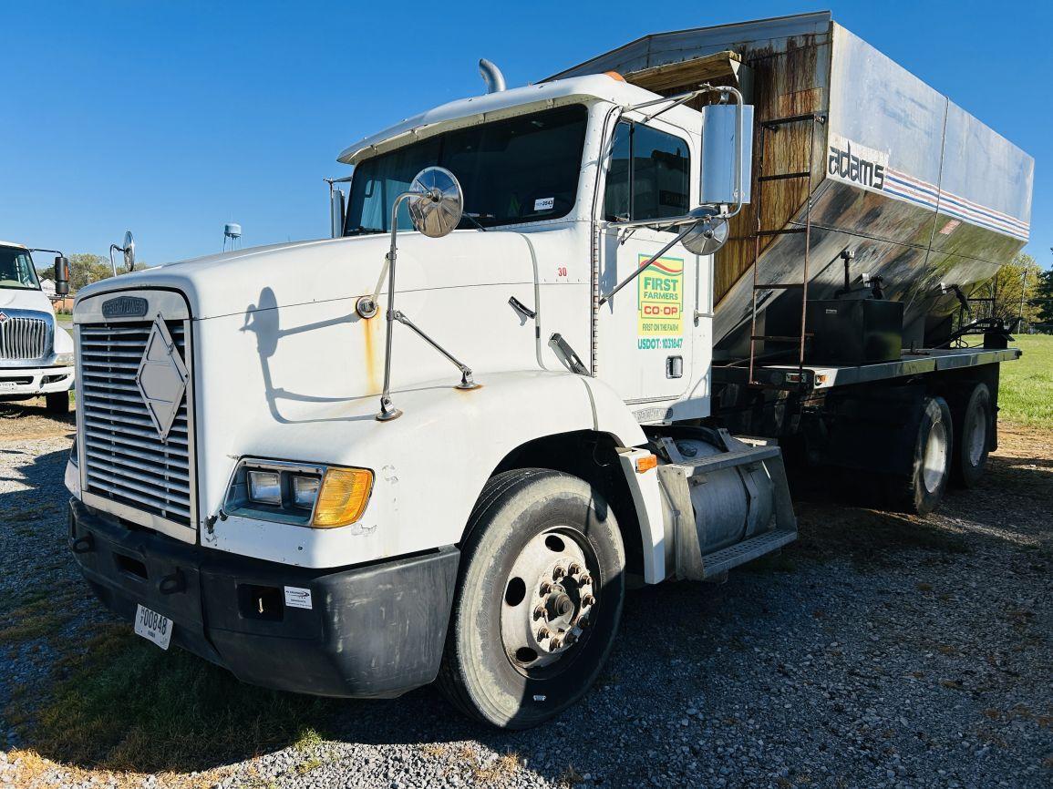 1996 FREIGHTLINER FLD112 T/A Tender Truck