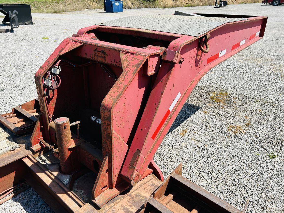 2002 TALBERT 35 Ton T/A Detachable Lowboy