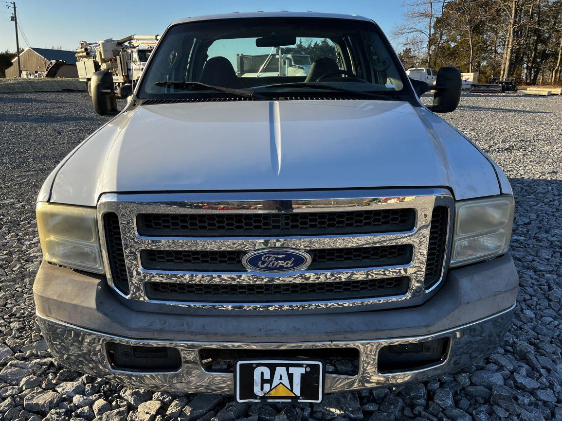 2005 FORD F-250 PICKUP TRUCK