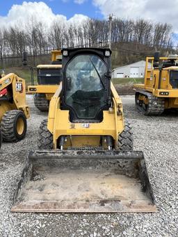 Caterpillar 242D3 Skid Steer Loader