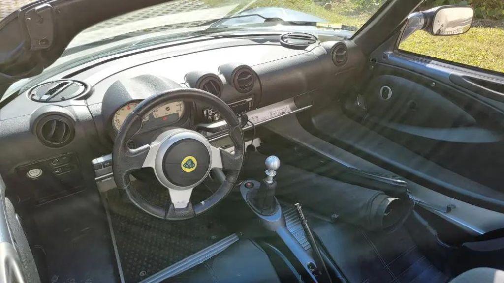 2005 Lotus Elise