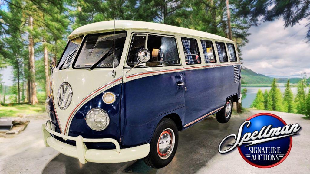 1968 Volkswagen 13 Window Bus