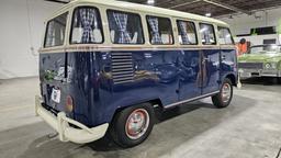 1968 Volkswagen 13 Window Bus