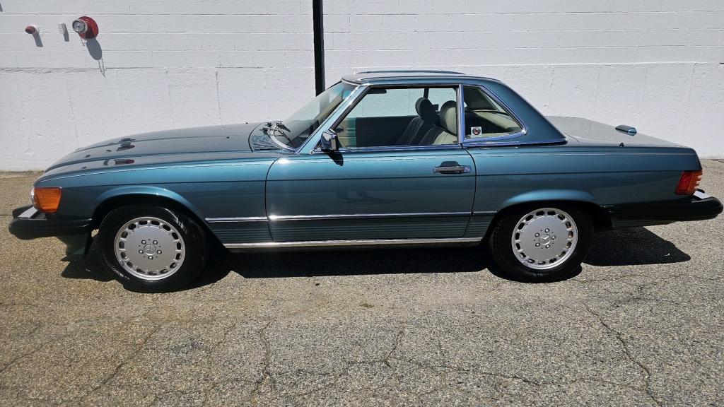 1989 Mercedes Benz 560 SL