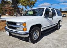 1999 Chevrolet Suburban 2500 LS 2WD