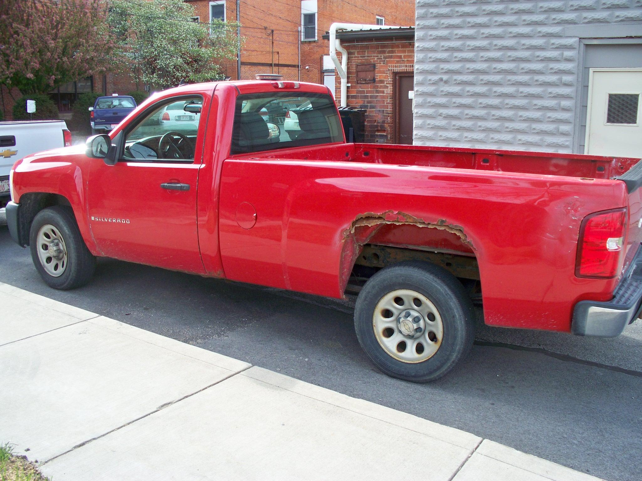 •	2008 Chevy Silverado