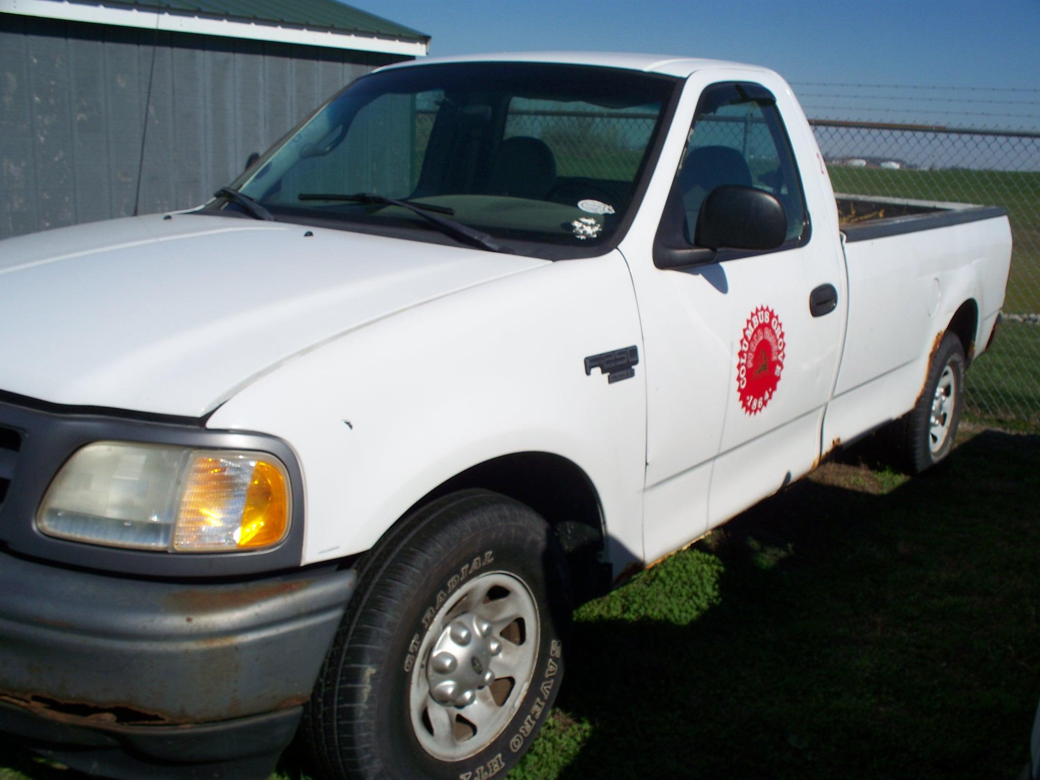 •	1998 Ford F-250