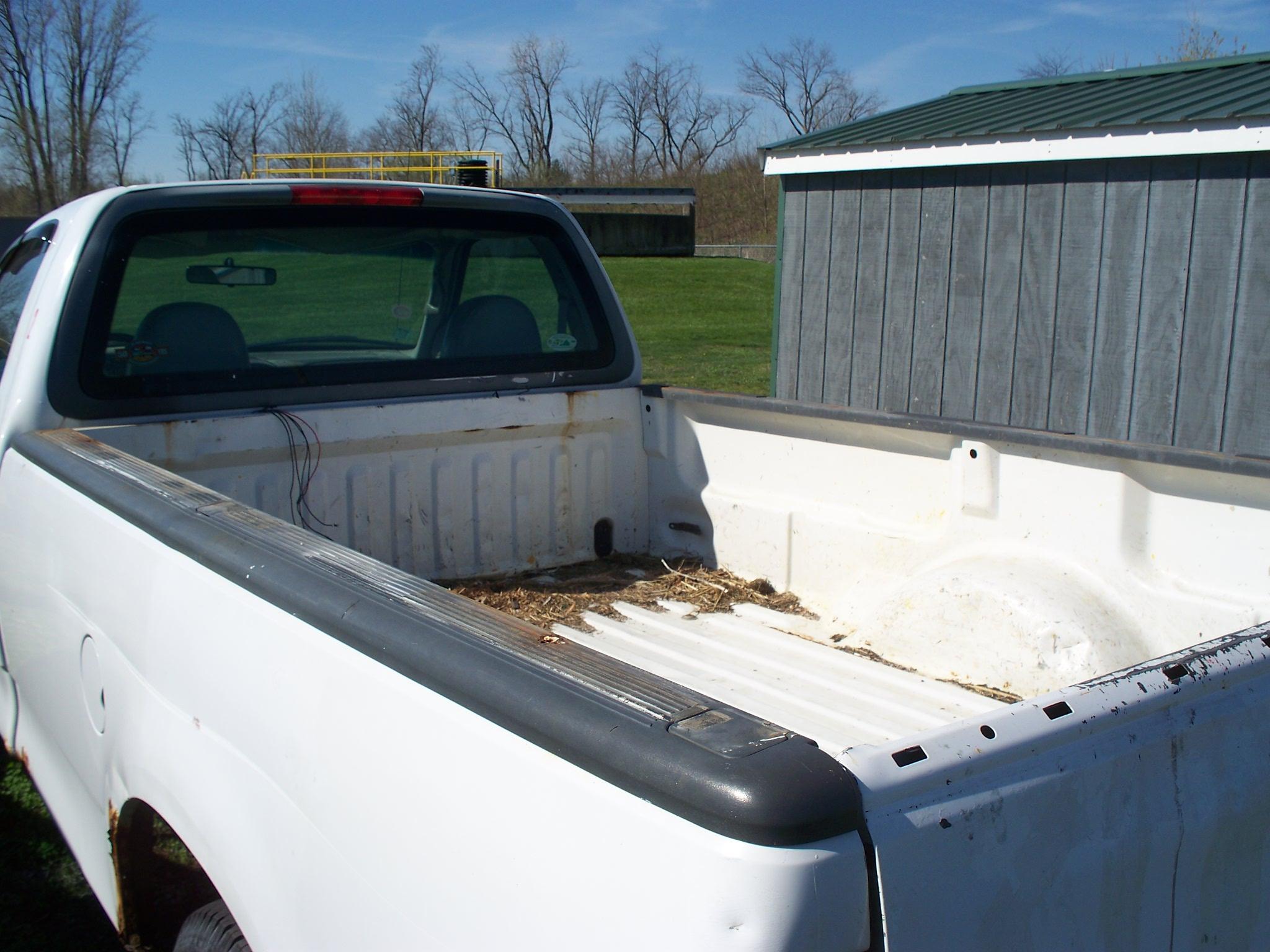 •	1998 Ford F-250