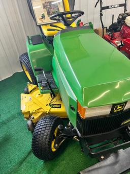 John Deere 425 Lawn Tractor w/  canopy, All wheel steer, showing 450 hours