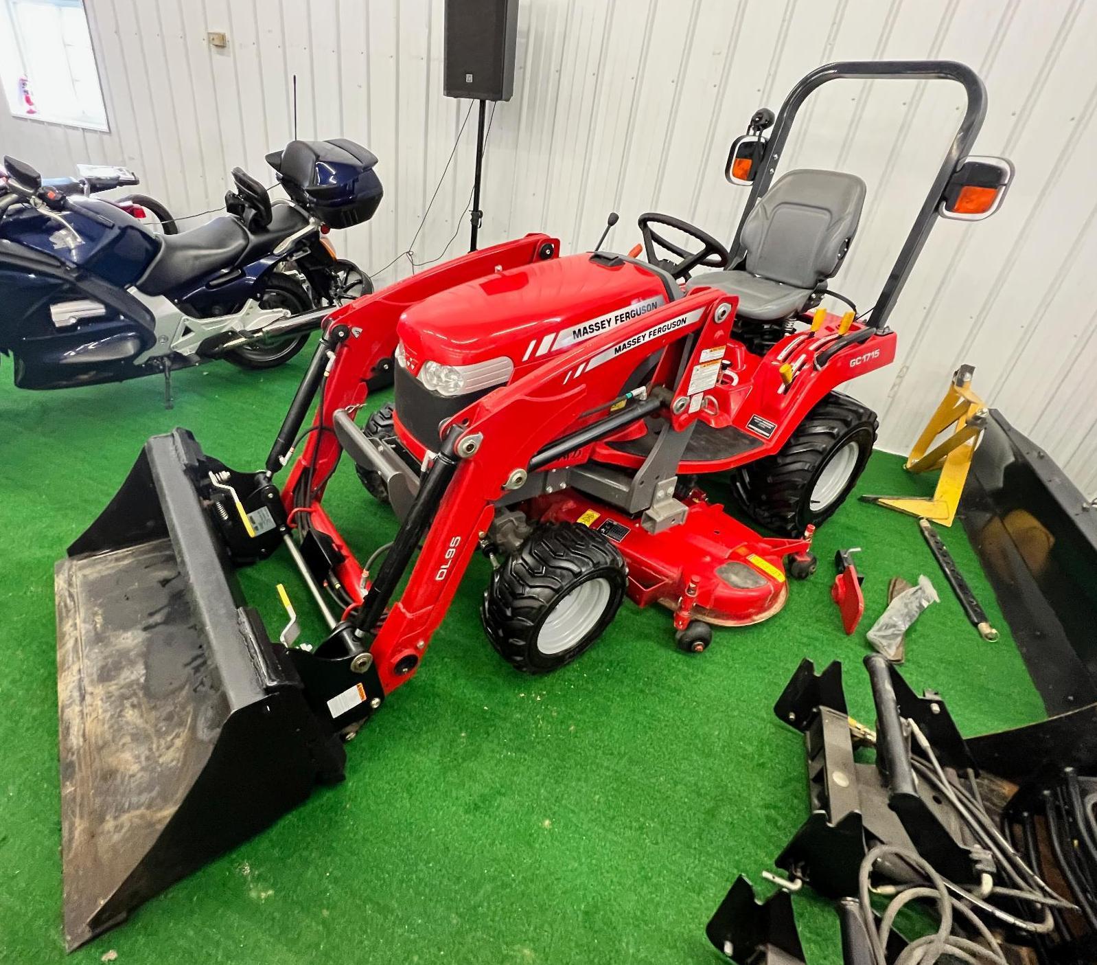 2017 Massey Ferguson GC1715 Tractor w/ DL95 loader w/ quick attach, showing 416 hours, 4 x 4