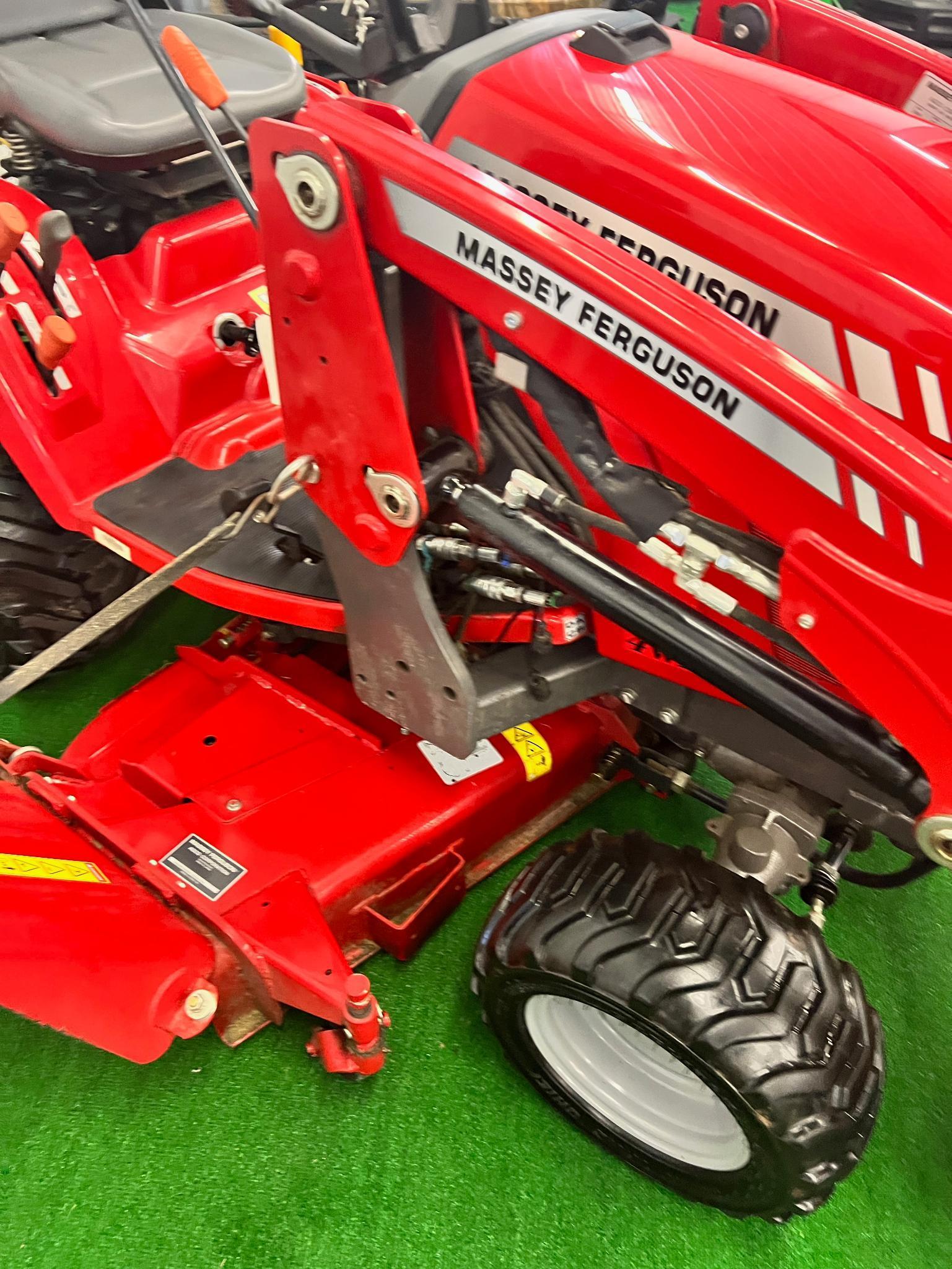 2017 Massey Ferguson GC1715 Tractor w/ DL95 loader w/ quick attach, showing 416 hours, 4 x 4