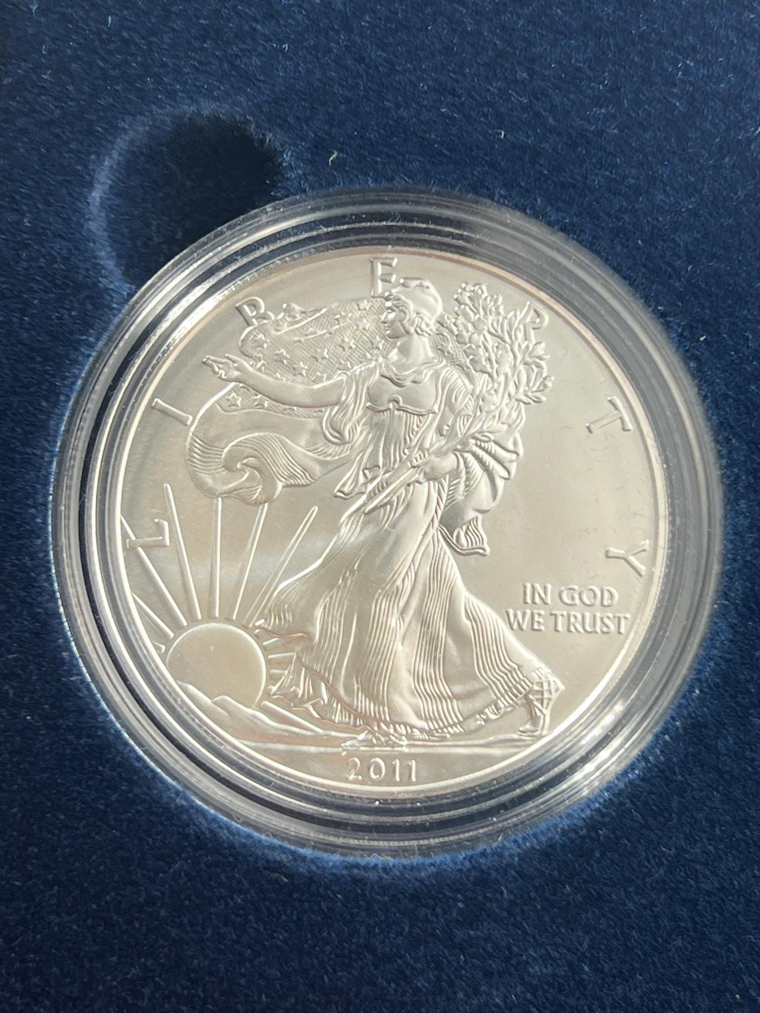 2011-W US Silver Eagle Dollar coin in US Mint box