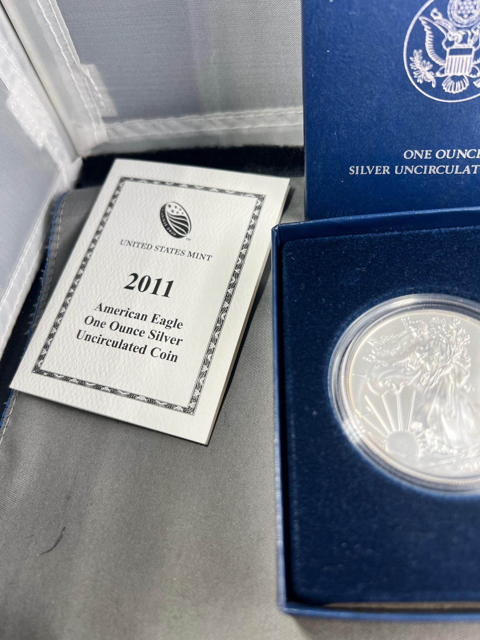 2011-W US Silver Eagle Dollar coin in US Mint box