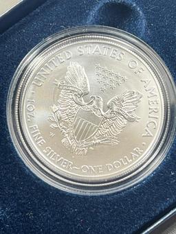 2011-W US Silver Eagle Dollar coin in US Mint box