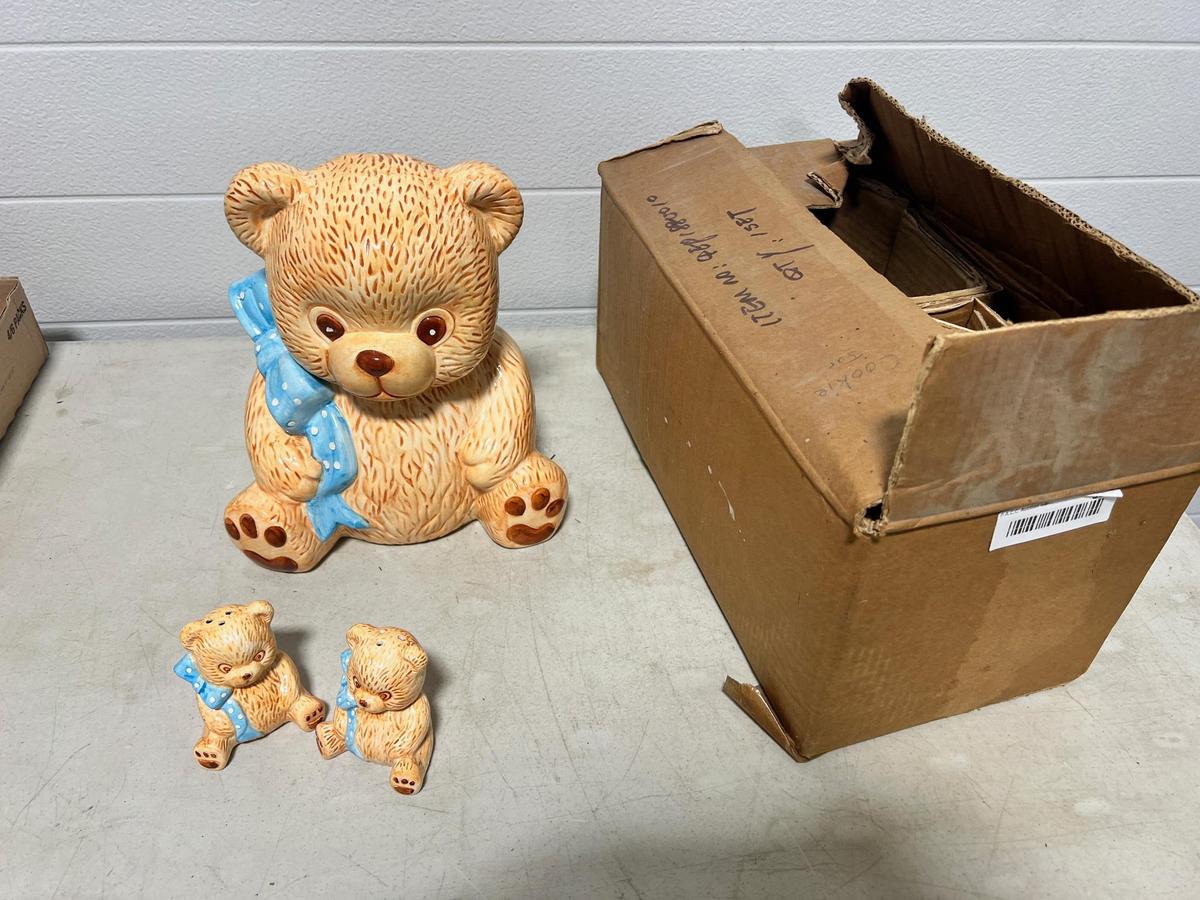 Teddy Bear cookie jar in box
