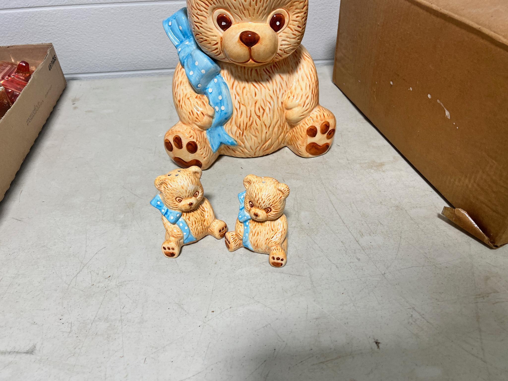 Teddy Bear cookie jar in box