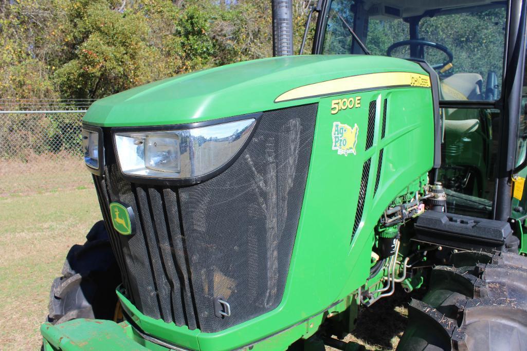 2014 John Deere 5100E MFWD tractor