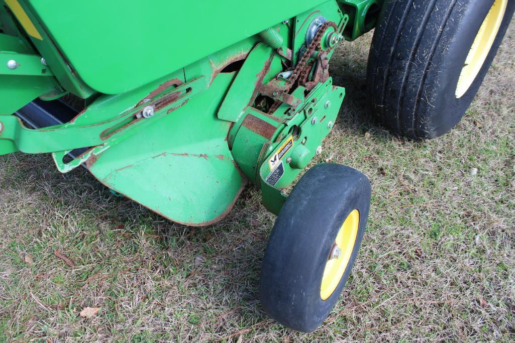 2016 John Deere 469 Silage Special round baler