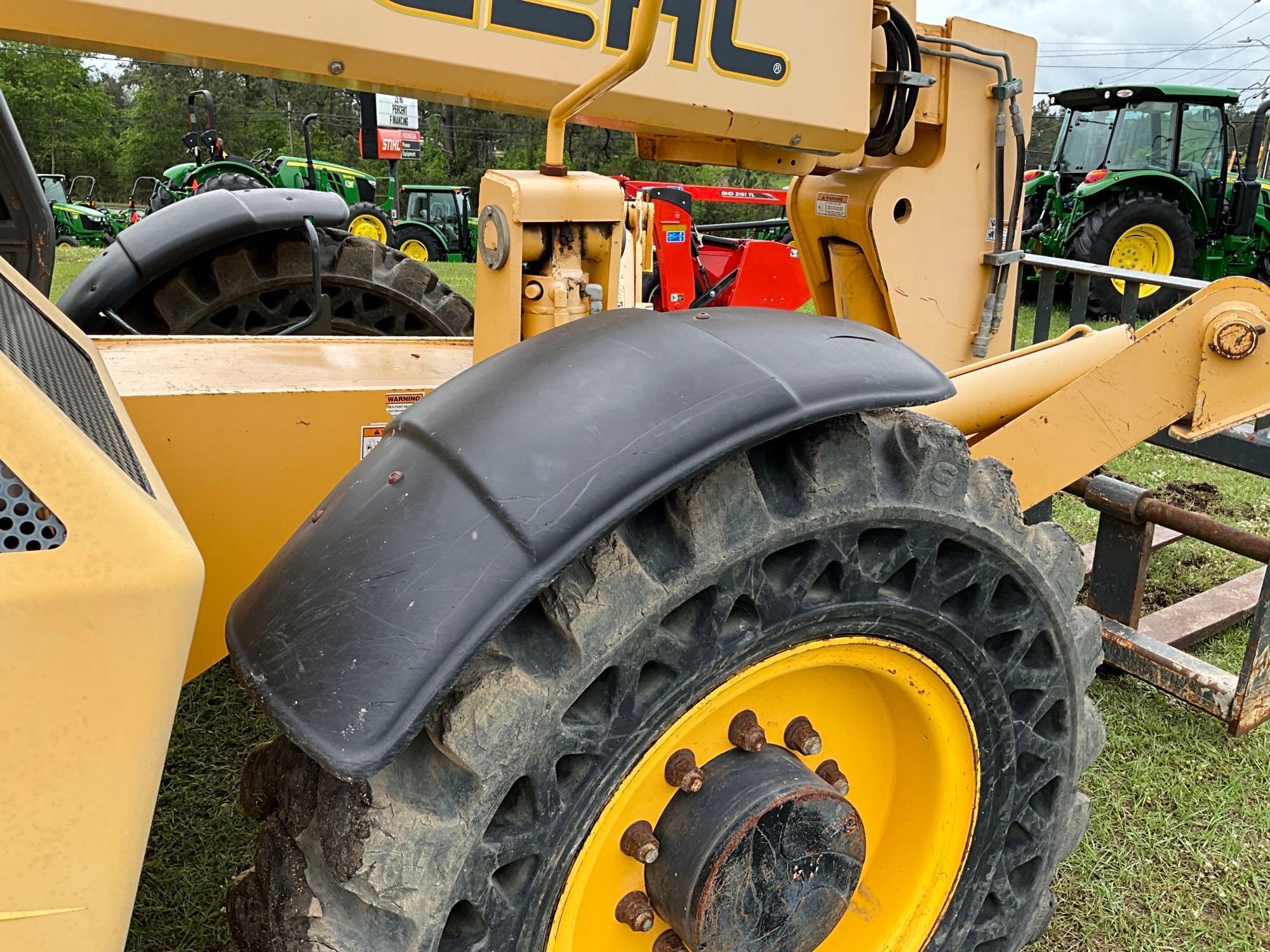 2015 Gehl DL12-55 Telehandler