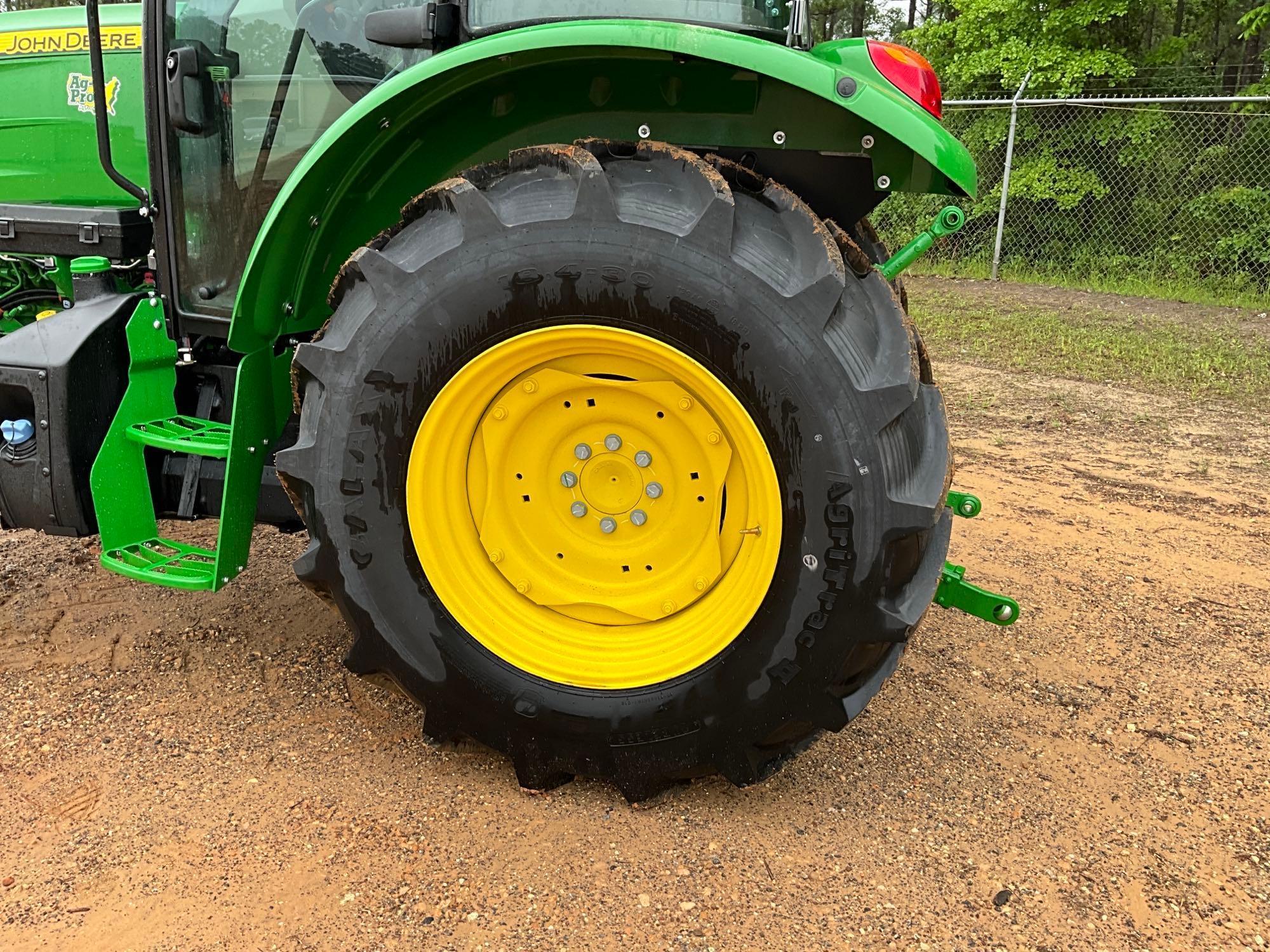 2022 John Deere 5090E utility tractor