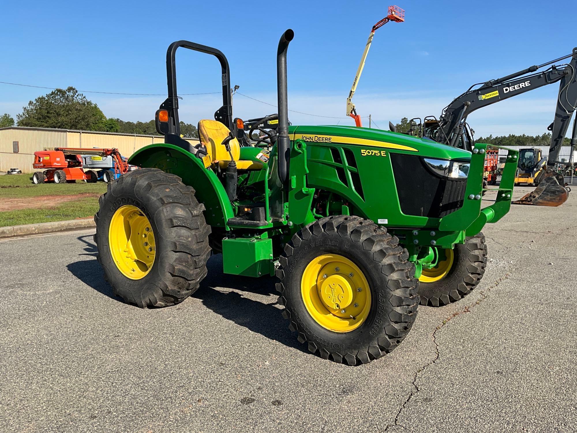 2021 John Deere 5075E